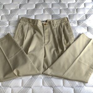 Izod Men's Pleated Chinos in Light Khaki
